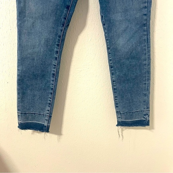 Express Women’s Sz 10R Skinny High Waisted Light Wash 4-Way Hyper Stretch Jeans - Picture 8 of 8